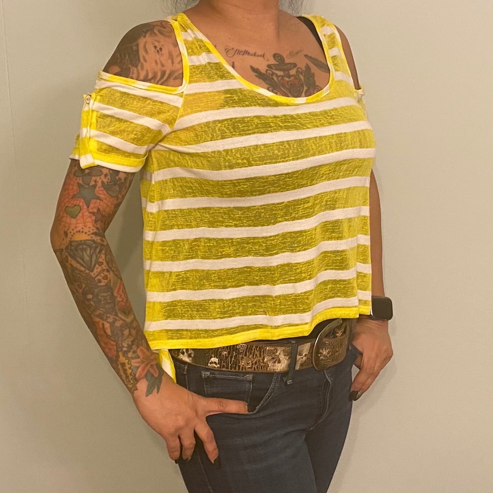 Blouse - Picture 2 of 3